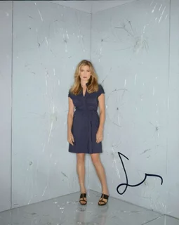 Sonya Walger autograph