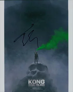 Toby Kebbell autograph