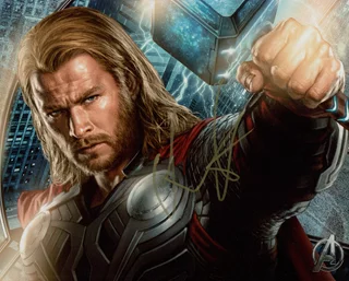 Chris Hemsworth autograph