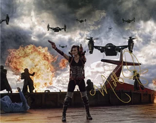 Milla Jovovich autograph