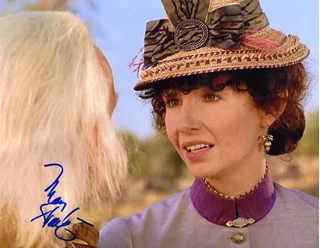 Mary Steenburgen autograph