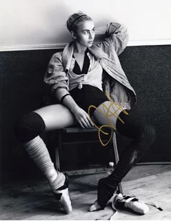 Julianne Hough autograph