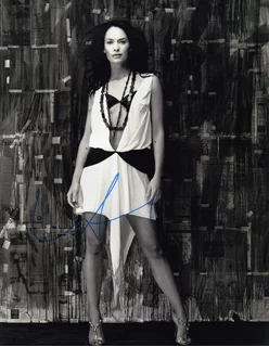Lena Headey autograph