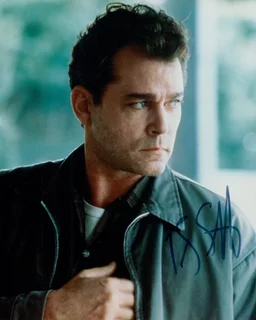 Ray Liotta autograph
