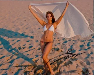 Elena Samodanova autograph