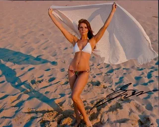 Elena Samodanova autograph