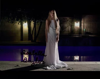 Isabella Bazler autograph