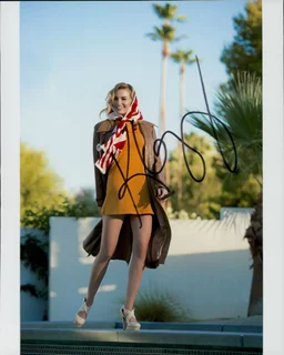 Kimberly Cozzens autograph