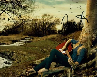 Dara Sisterhen autograph