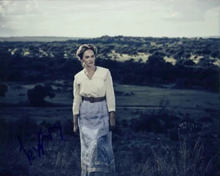 Jess Weixler autograph