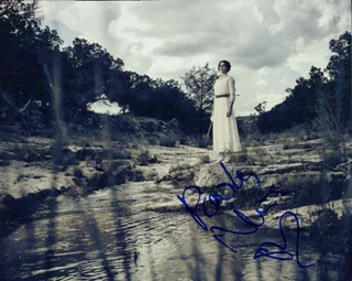 Paola Nunez autograph