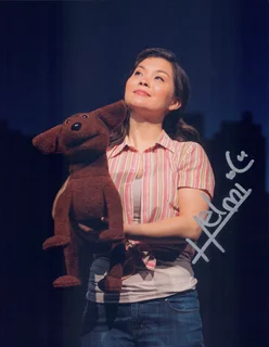 Lisa Helmi Johanson autograph