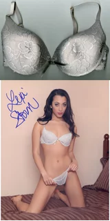 Lexi Storm autograph