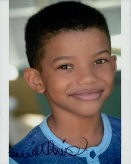 Lonnie Chavis autograph