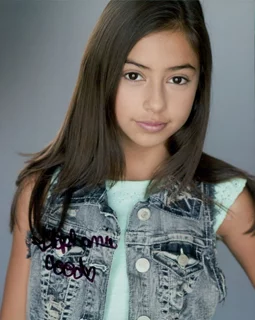 Stephanie Cood autograph