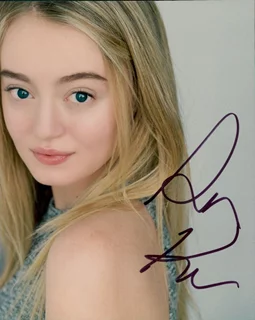 Savannah Kennick autograph
