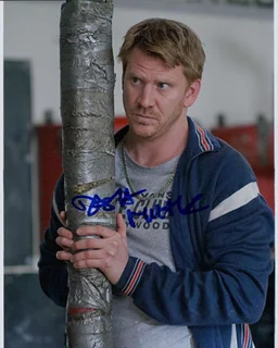Dash Mihok autograph