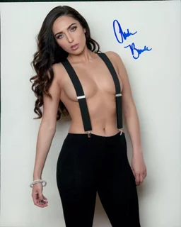 Chelsea Brooke autograph