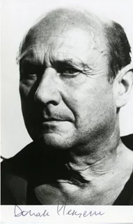 Donald Pleasence autograph