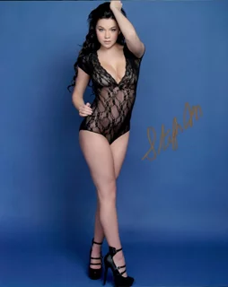 Stephanie Manescu autograph