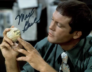 Max Gail autograph