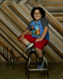 Nathan Arenas autograph