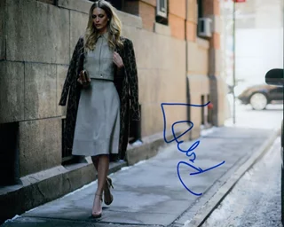 Poppy Delevingne autograph