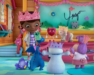 Laya DeLeon Hayes autograph