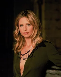 Sarah Michelle Gellar autograph