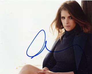 Anna Kendrick autograph