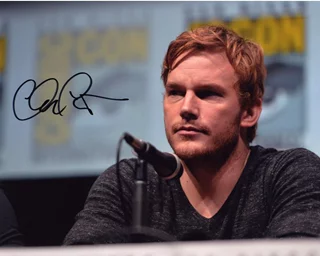 Chris Pratt autograph
