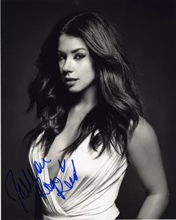 Jillian Rose Reed autograph