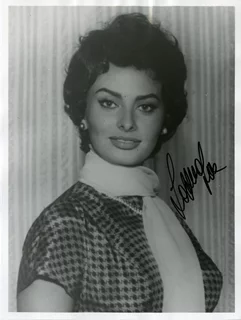 Sophia Loren autograph