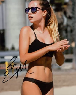 Eden McCoy autograph