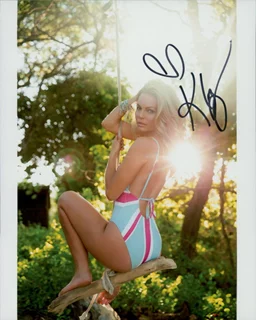 Kimberly Cozzens autograph