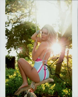 Kimberly Cozzens autograph