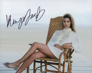 Kenya Kinski-Jones autograph