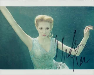 Claudia Lee autograph