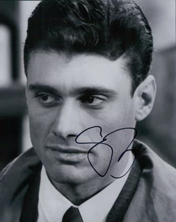 Steven Bauer autograph
