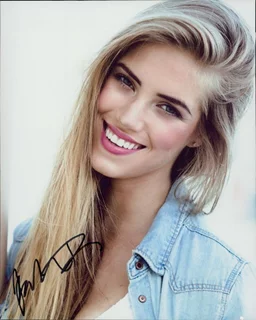 Rachel Faulkner autograph