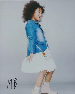 Mychal-Bella Bowman autograph