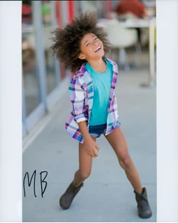 Mychal-Bella Bowman autograph