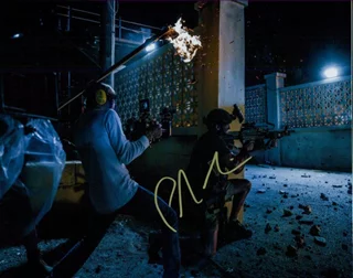 Pablo Schreiber autograph