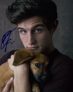 Nico Tortorella autograph
