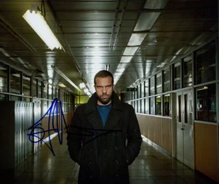 O.T. Fagbenle autograph