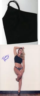 Tahlia Paris autograph
