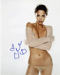 Elizabeth Berkley autograph