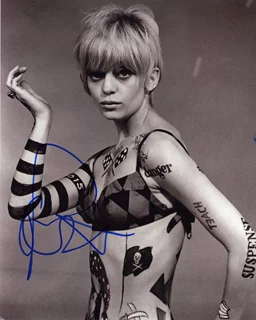 Goldie Hawn autograph
