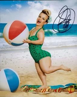 Terra Jole autograph