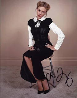 Chloe Sevigny autograph